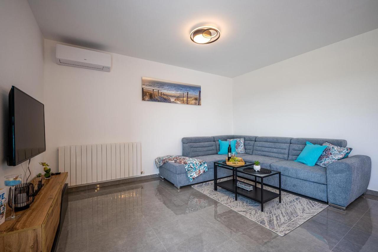 Domus Alba Apartments PUY Exterior foto