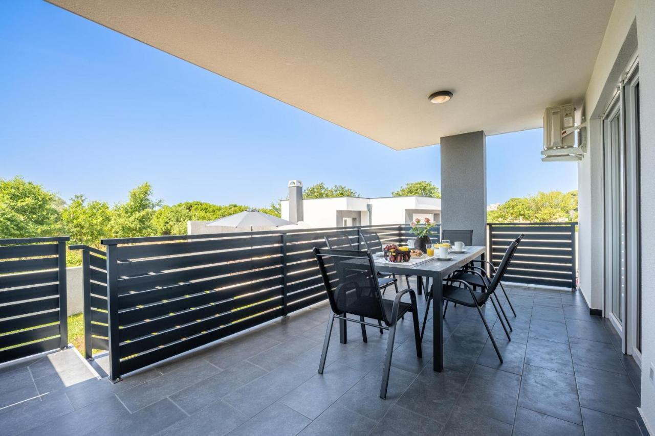 Domus Alba Apartments PUY Exterior foto