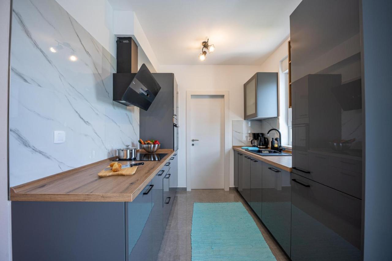 Domus Alba Apartments PUY Exterior foto